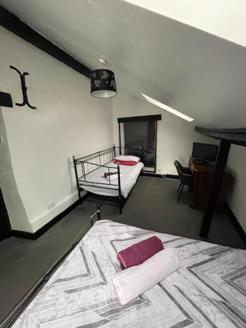 The White Hart Inn Twickenham Buitenkant foto